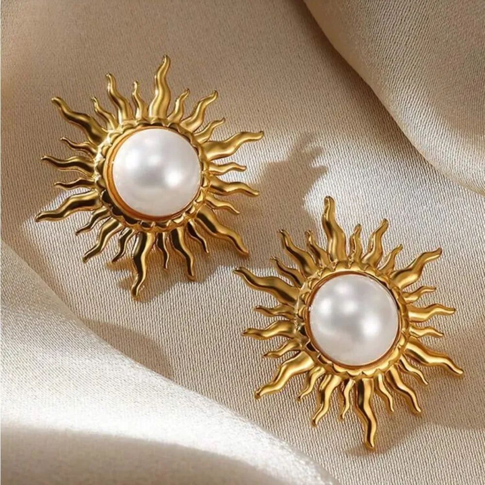 Sunburst Pearl Earrings S1270